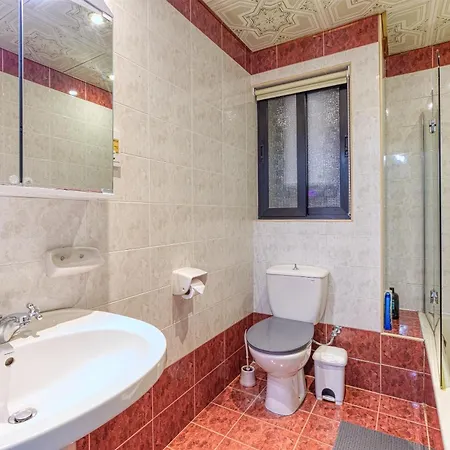 Large 3br With Private Balcony, St'pauls Bay By 360 Estates 公寓 *